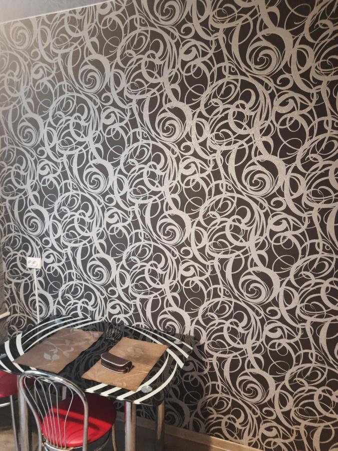 Apartment 2 Bed Rooms Near Aristokrat Zaporizhia Dış mekan fotoğraf