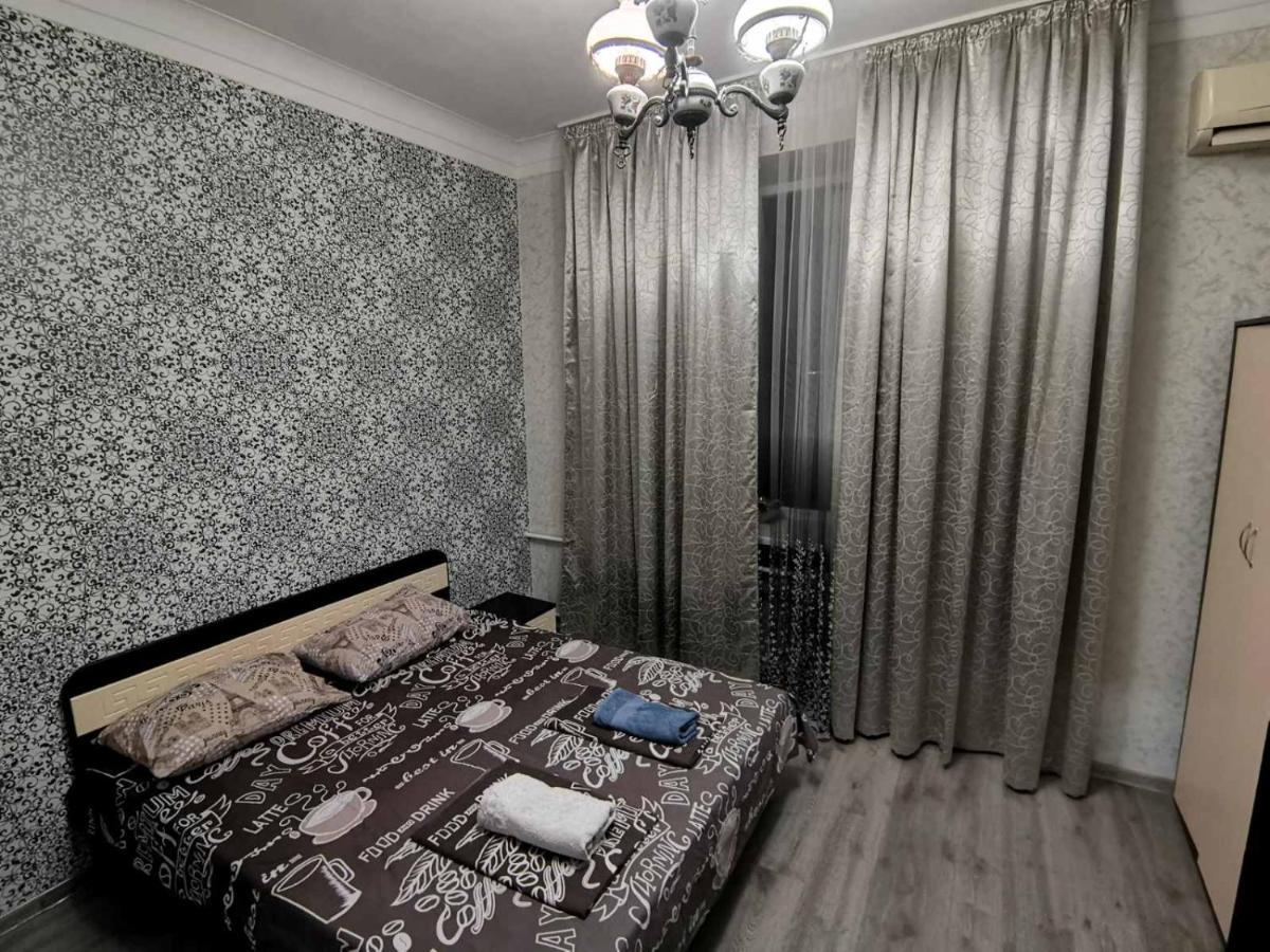 Apartment 2 Bed Rooms Near Aristokrat Zaporizhia Dış mekan fotoğraf